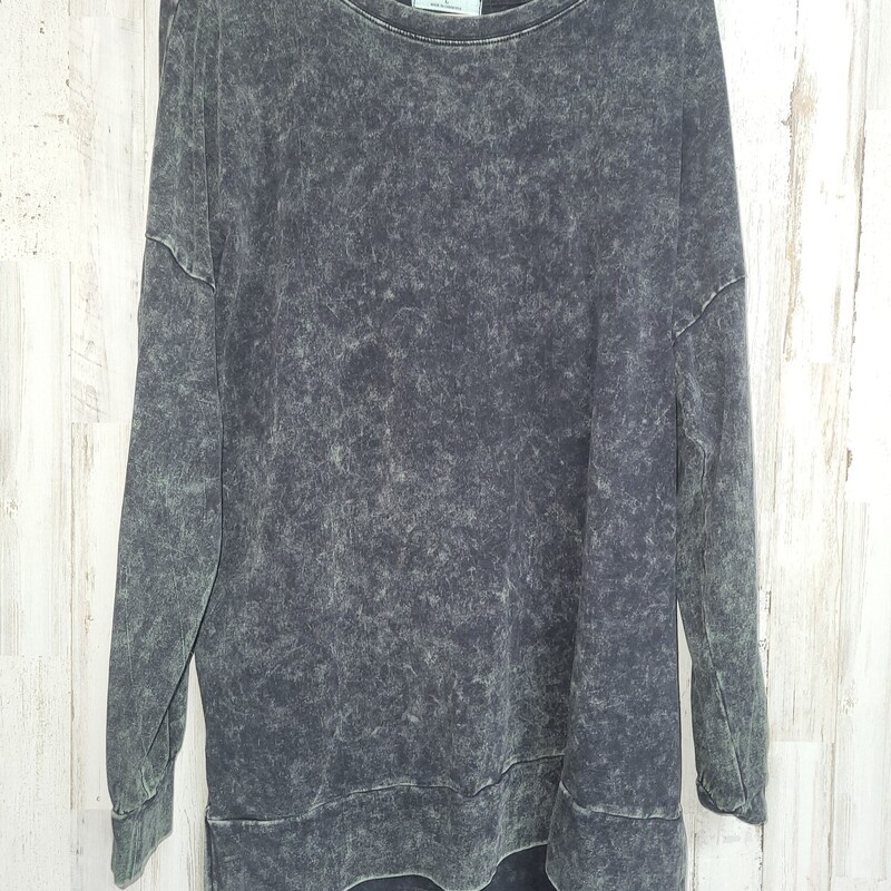 L Black Pullover