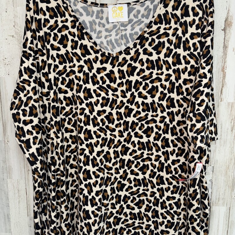 M Oversized Cheetah Top