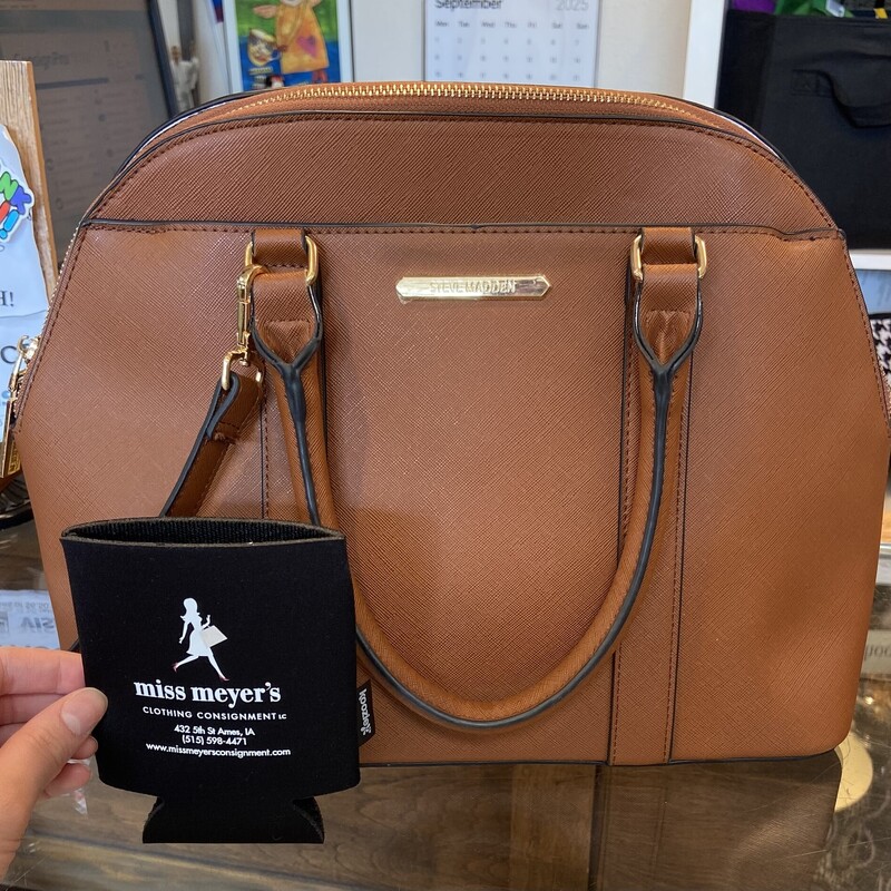 Brw Faux Leather Purse<br />
Brown<br />
Size: R $89