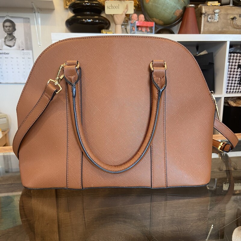 Brw Faux Leather Purse<br />
Brown<br />
Size: R $89