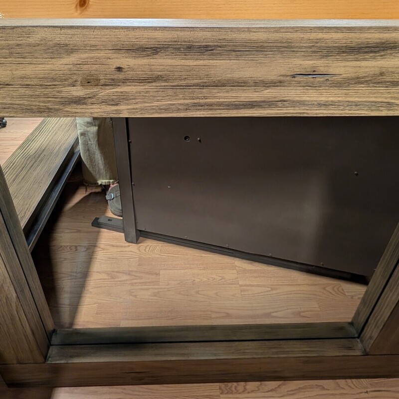 FoA Modern Low Boy, Mirror,  6 Drawers<br />
60 x 19 x 36h