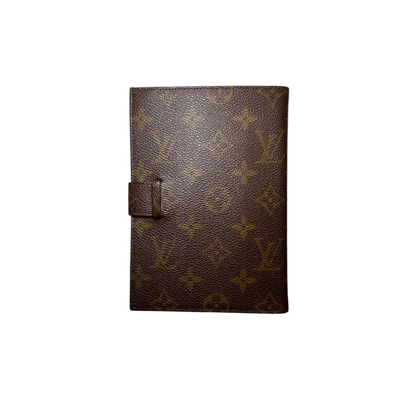 Louis Vuitton Vintage Passport Holder<br />
<br />
Code: Vintage no code, entrupy provided<br />
<br />
Dimensions:<br />
4.5W x 6.5H<br />
<br />
In very good condition.<br />
<br />
Does not come with the original dust bag or box.