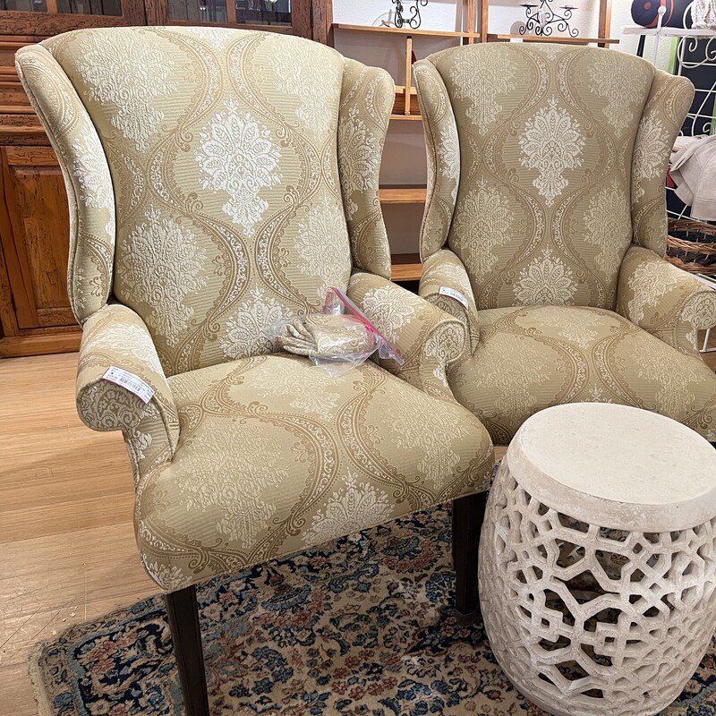 Chair Wingback Ethan Allen, Tan, Size: 30x22x46

Matching chair available.