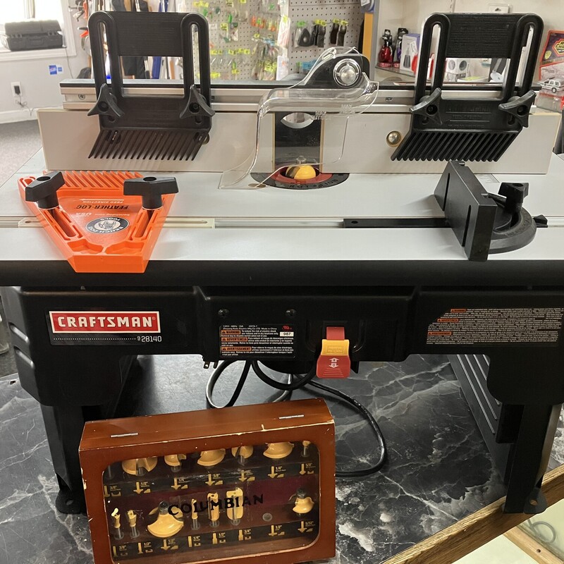 Router Table & Router
