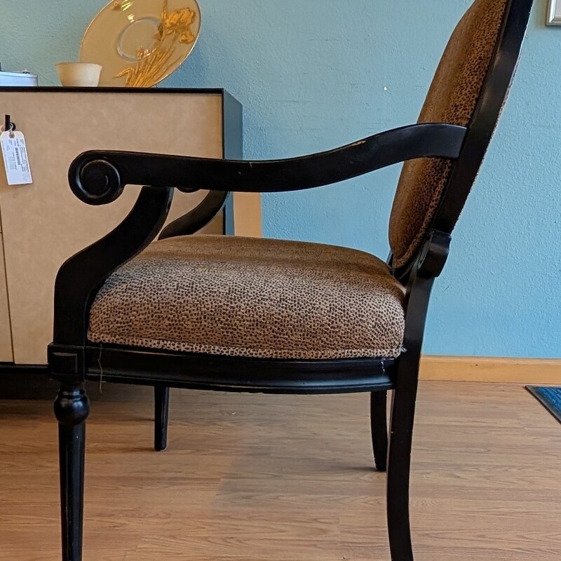 Louis XVI Open Arm, Black / Tan Leopard<br />
27 x 24 x 39h