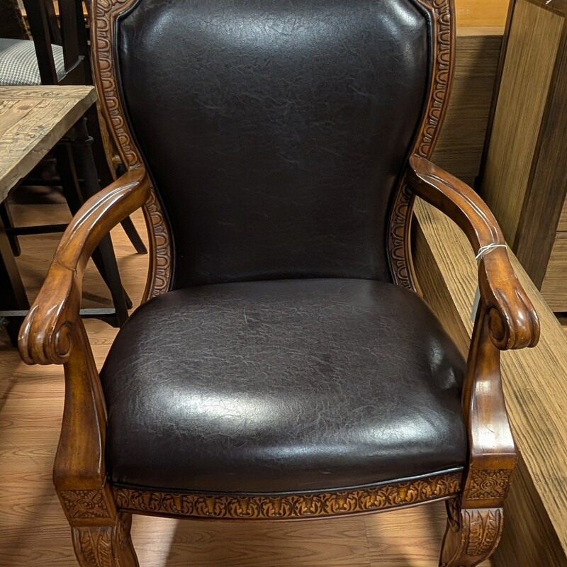 Leather & Carved Wood, Brown
30 x 24 x 41h