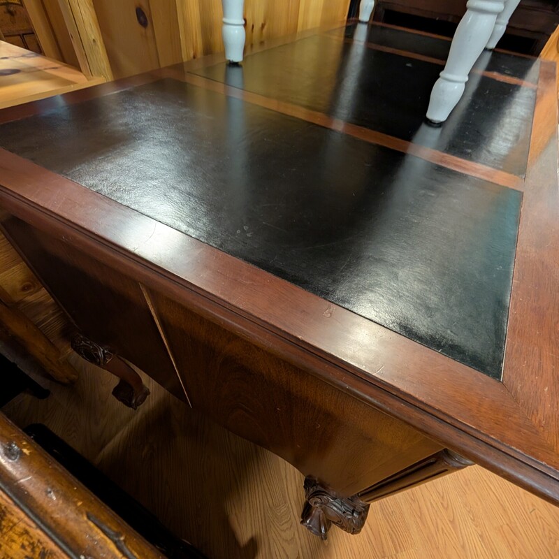 Rosewood Custom Executive, Thailand, 4 Drawer
60 x 30 x 30h