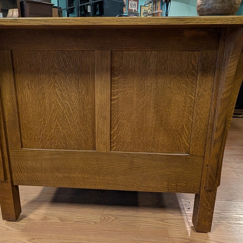 Stickley Prairie Settee, Mission
68 x 37.5 x 29h