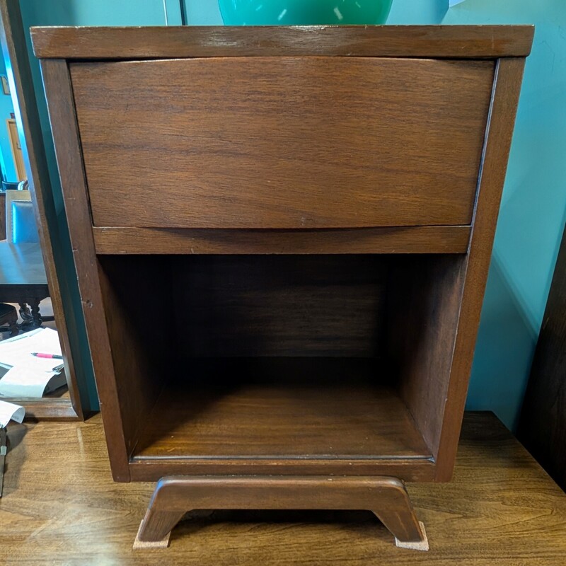Mid Century Curved Side, Dark Stain, Drawer
20 x 14 x 27h