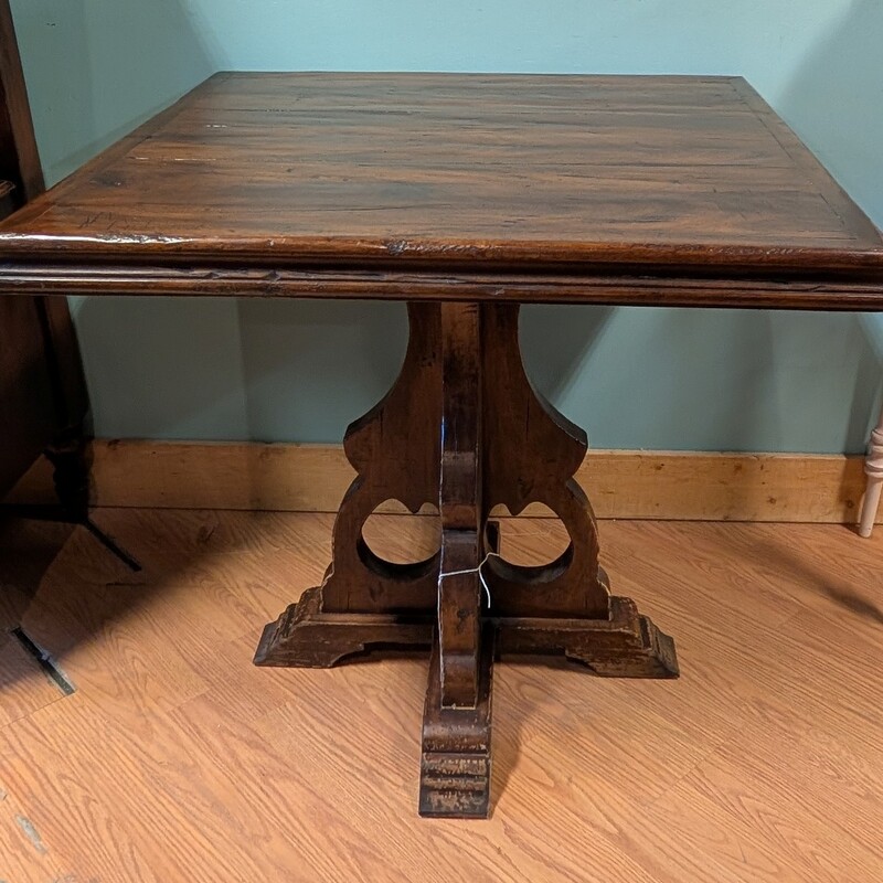 Wood W/Base Cutouts, Dark Stain, Square
28 x 28 x 27h