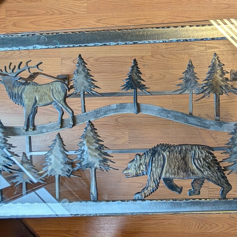 Iron Weld Coffee Table, Bear, Elk, Glass Top
32 x 18 x 18h
