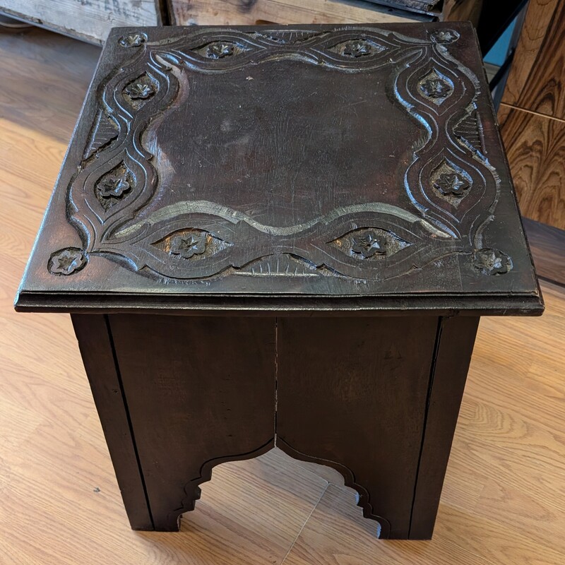 Carved Wood Accent Table, Black, Small
18 x 18 x 20h