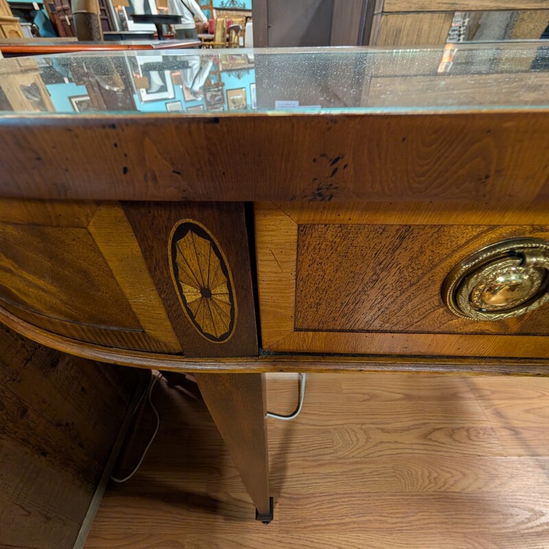 Hekman Copley Console, Glass Top, Drawer<br />
54 x 15 x 30.5