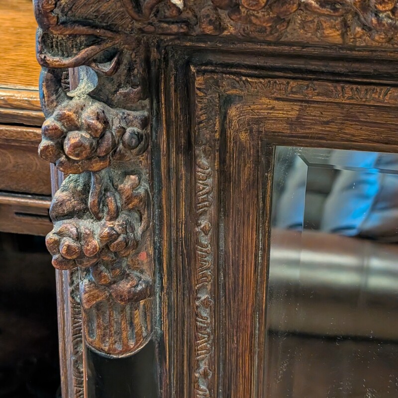 Ornate Rectangular Mirror<br />
38 x 49