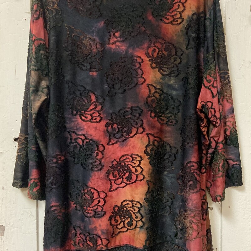 Blk/O/G Flrl Cowl Top<br />
Blk/O/G<br />
Size: 2X R$99