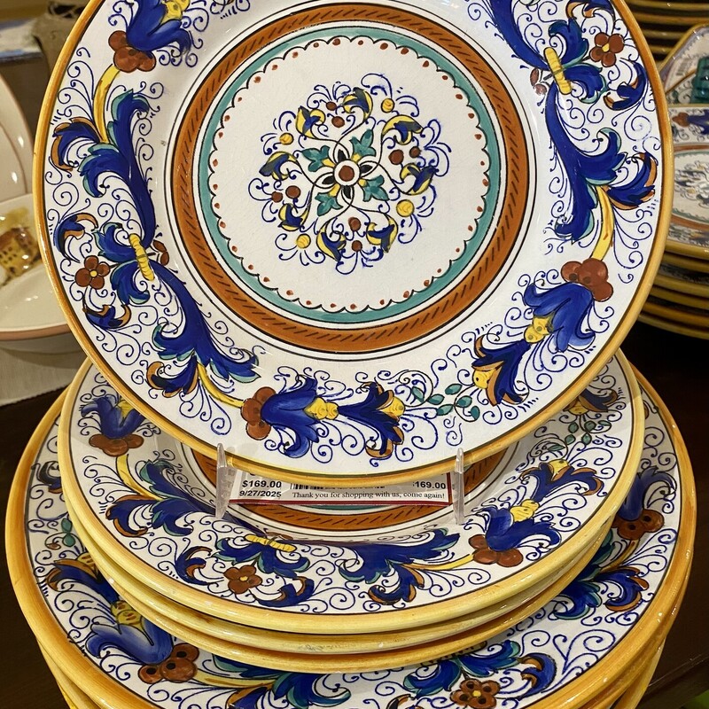 Plates 4 Dinner, 4Salad, Deruta, Size: 8 Pcs

Additional Matching 8 pc set available.
Additional Matching 6 pc salad plates available.