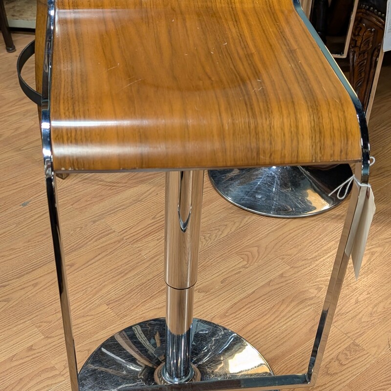 Chrome & Wood Adjustable