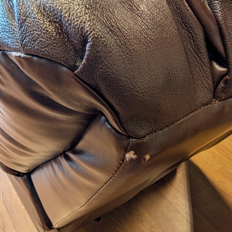Recliner Chair, Brown 38 x 36 x 36h
