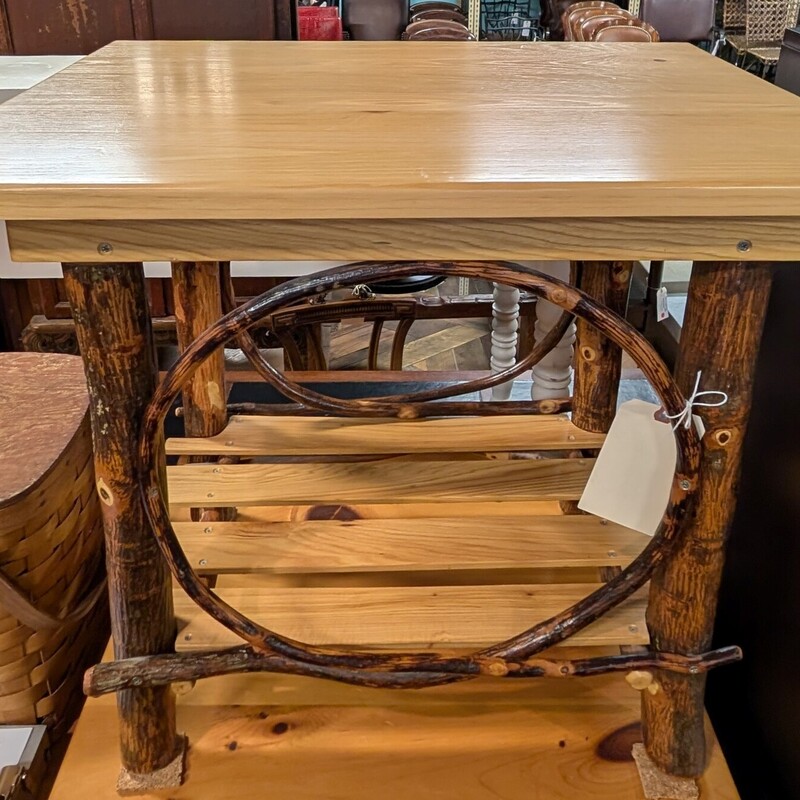 Bentwood Hickory Side