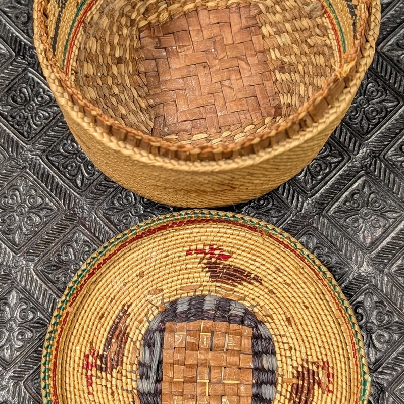 Makah Indians NW Basket,
5.5 x 3.5h