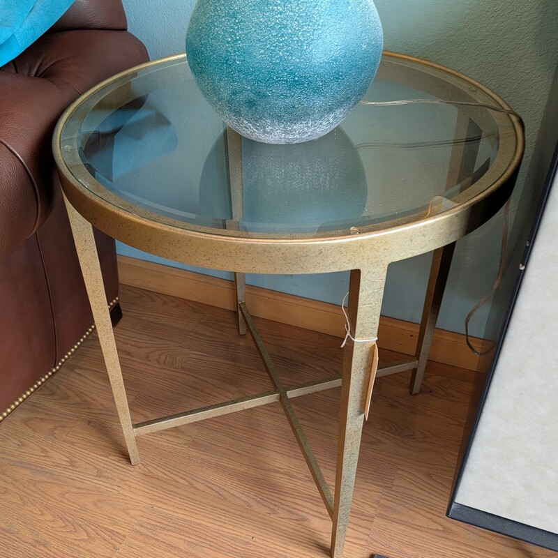 Round Glass Top Side, Gold, PAIR
25 x 25h