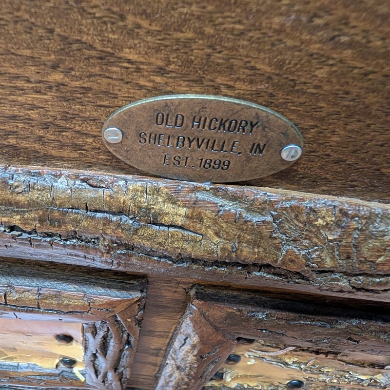 Old Hickory Woodland Sofa, Birch Bark, Rustic<br />
Leather and Upholstery<br />
75 x 40 x 39h