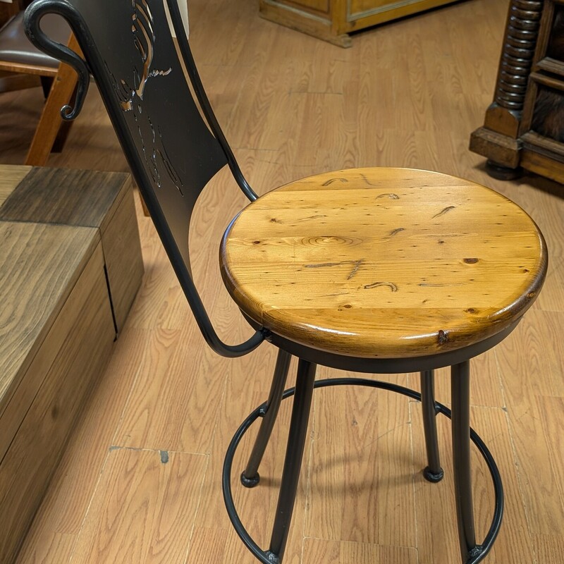 Moose Metal / Wood, Swivel, Counter Height
16.5 x 38h