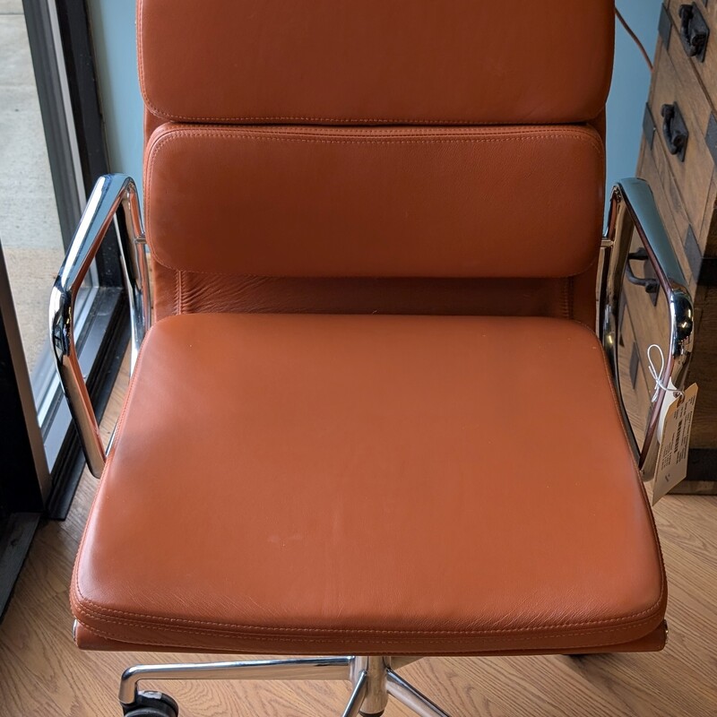 Leather Modern Office