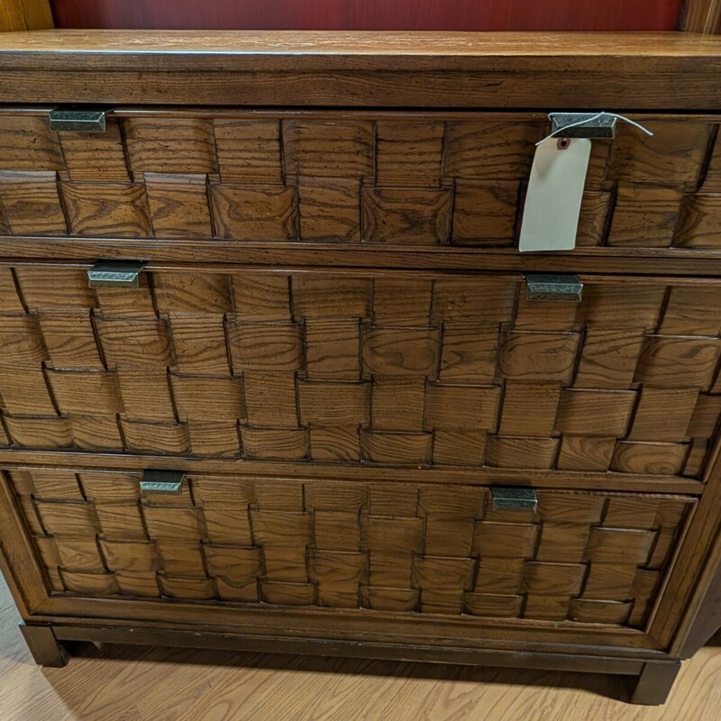 Schnadig River Run, Weave, 3 Drawer
42 x 20 x 33.5h