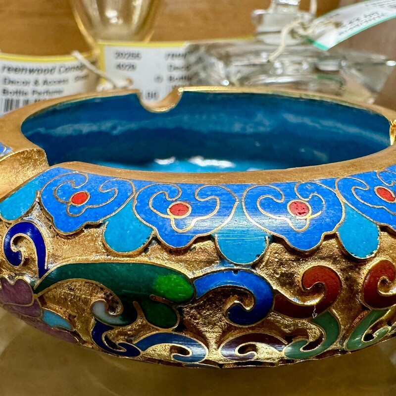 Ashtray Cloisonne, Enamel,
Size: 4x2