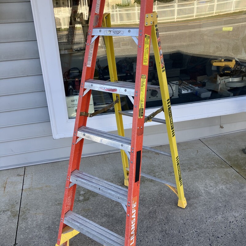 Leansafe Step Ladder