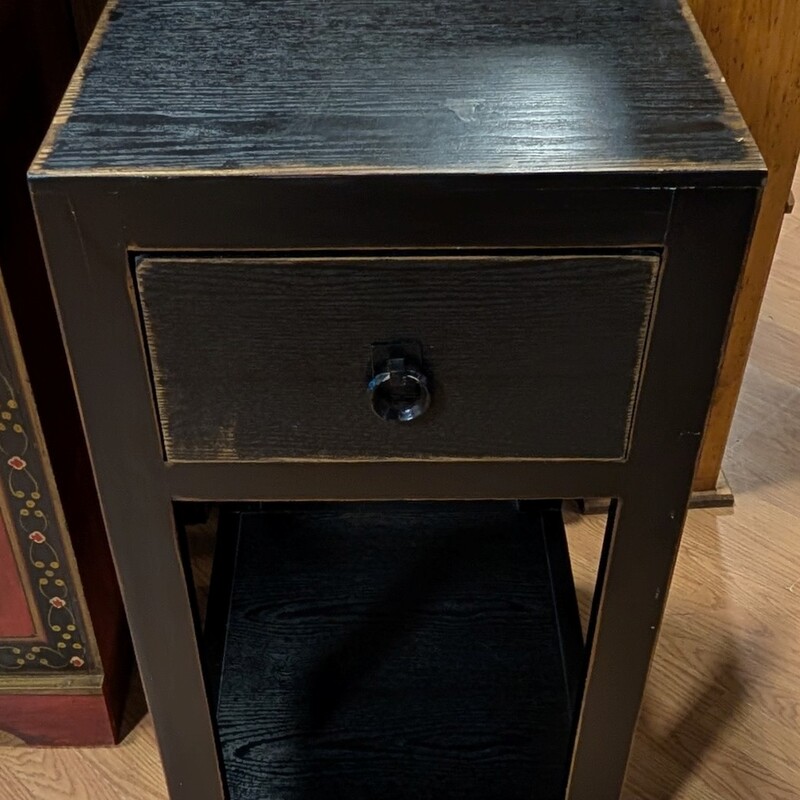 Side Table W/Shelf Below