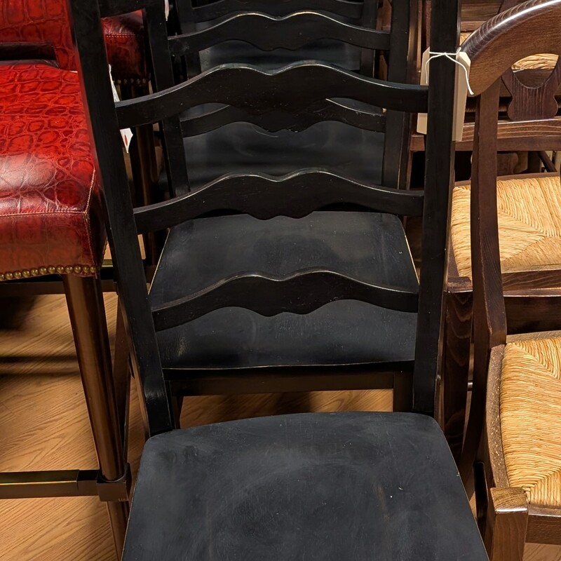 French Country Ladderback, Black, Set Of 6<br />
17.5 x 19 x 42h