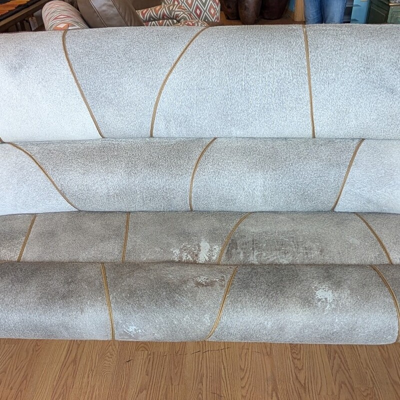 Pacific Green Navajo Hide