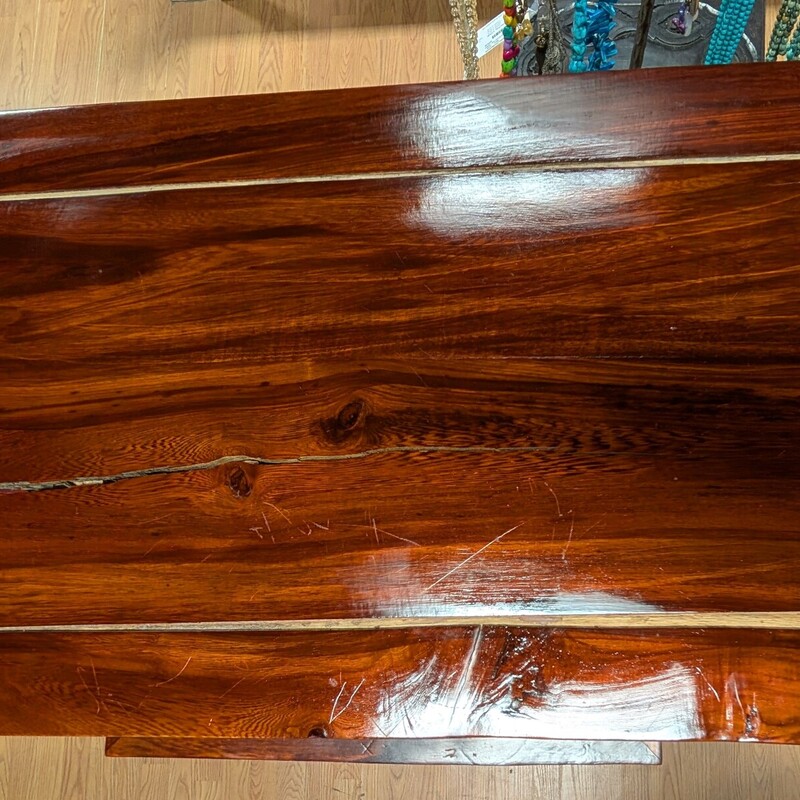 Chinese Shrine Table, Rosewood, Drawer<br />
Damage from wood drying out<br />
32 x 19 x 43h