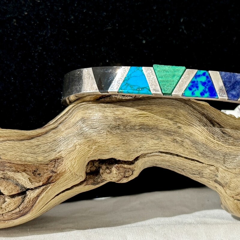 BR925hingedmultistnInlay