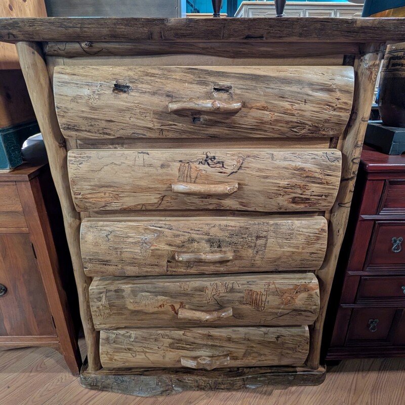 Custom Log Dresser, 5 Drawers
40 x x22 x 51h