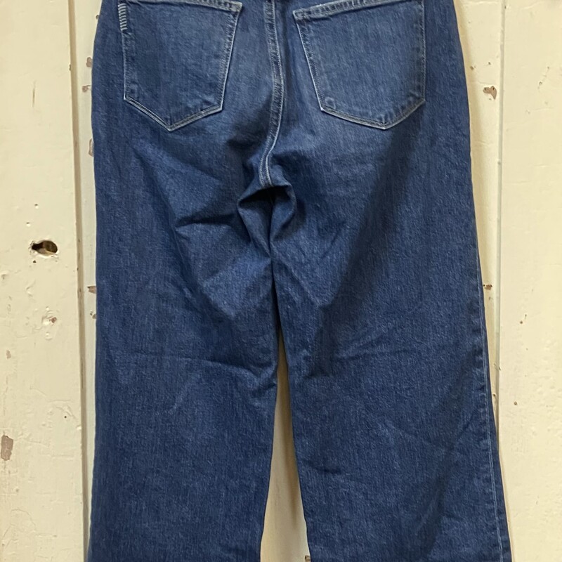Den Wide Lg Jeans<br />
Blue<br />
Size: 4 R $250