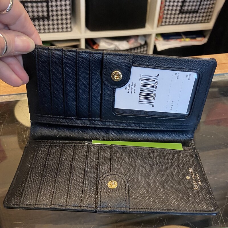 NWT Bk Lthr Wallet
Black
Size: R $118