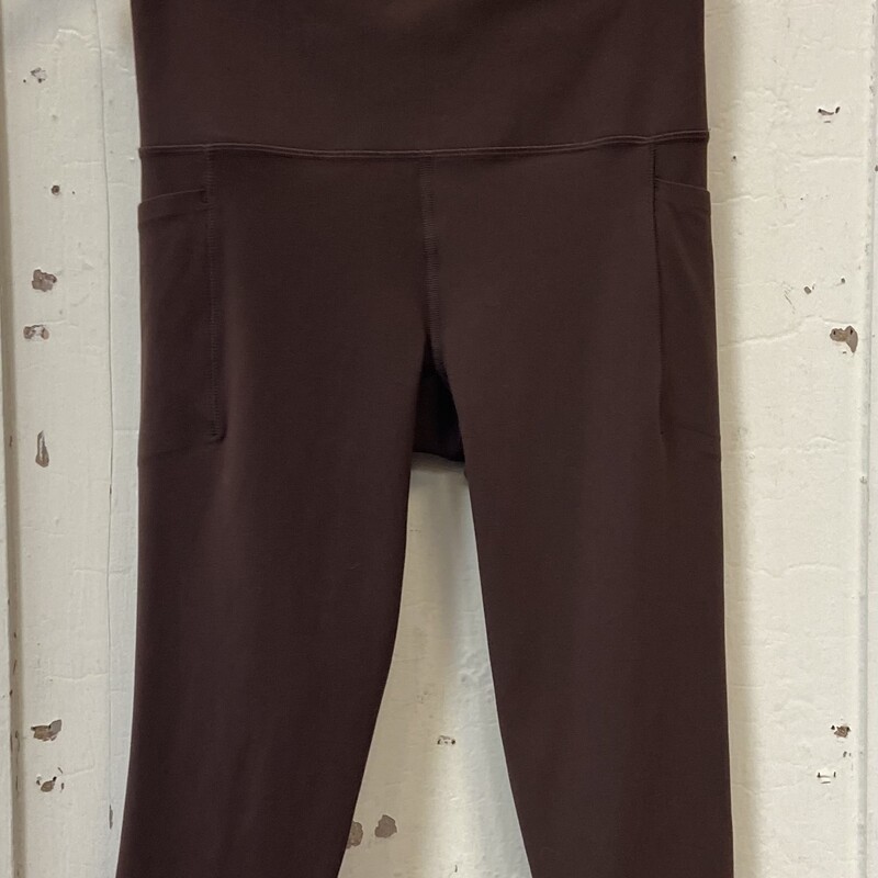 Brown Leggings<br />
Brown<br />
Size: S R $29