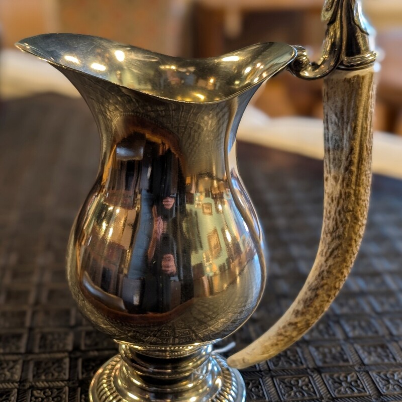 Pewter Pitcher W Antler