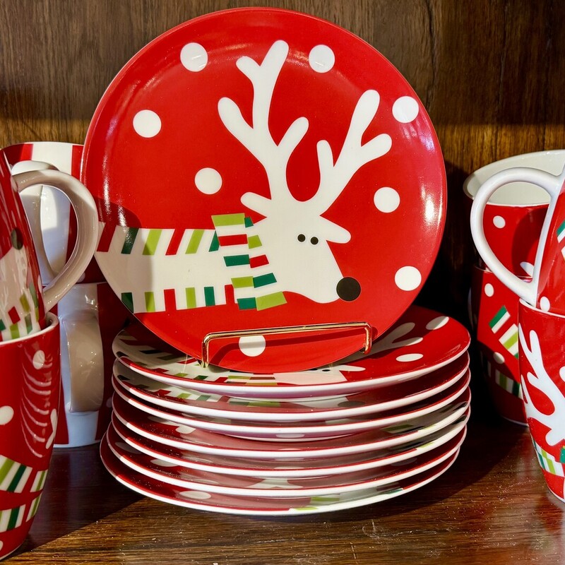 Crate&Barrel, Reindeer Mugs & Plates,
Size: 16 Pieces