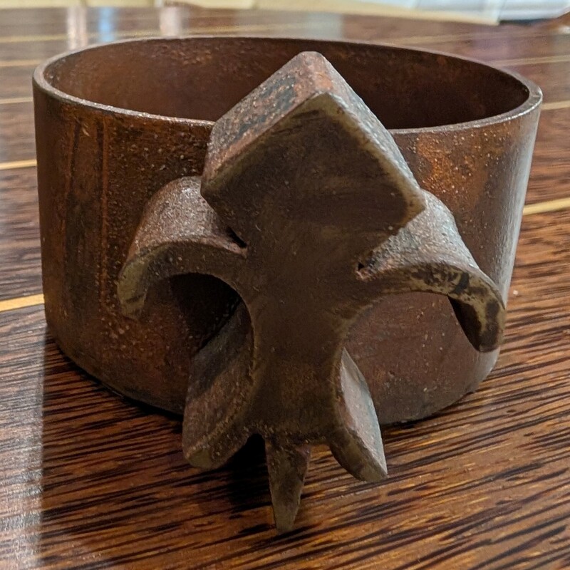 Jan Barboglio Fleur D Lis