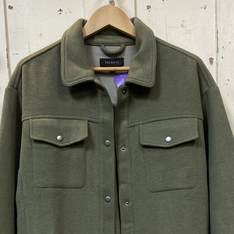 NWT Olive Flce Snap Coat