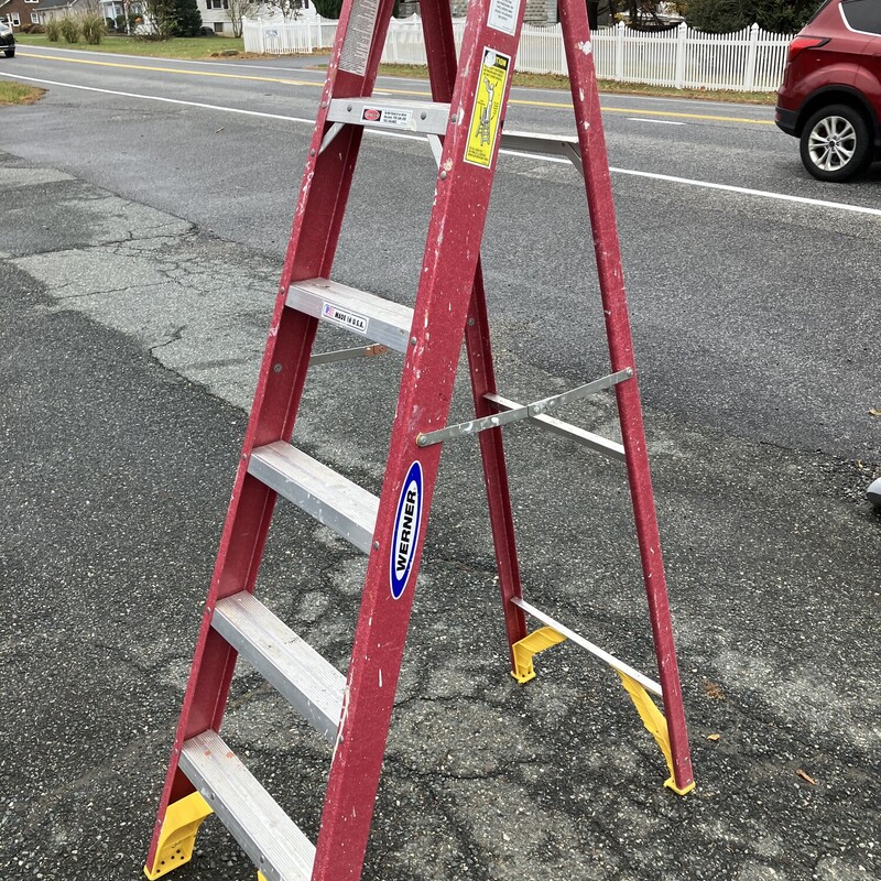 6 Ft Step Ladder