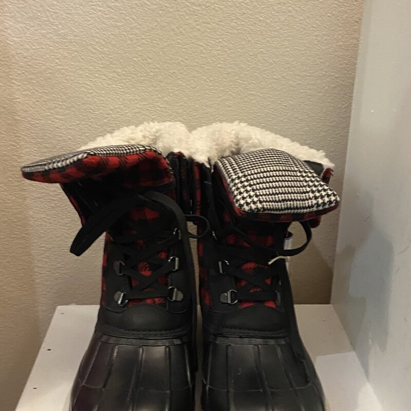 Blk/rd Bfflo Plaid Boot<br />
Blk/Red<br />
Size: 9.5