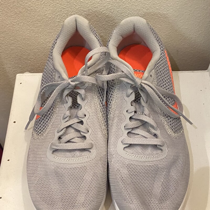 Gry/Corl Run Shoe<br />
Gry/Cora<br />
Size: 10 R$70