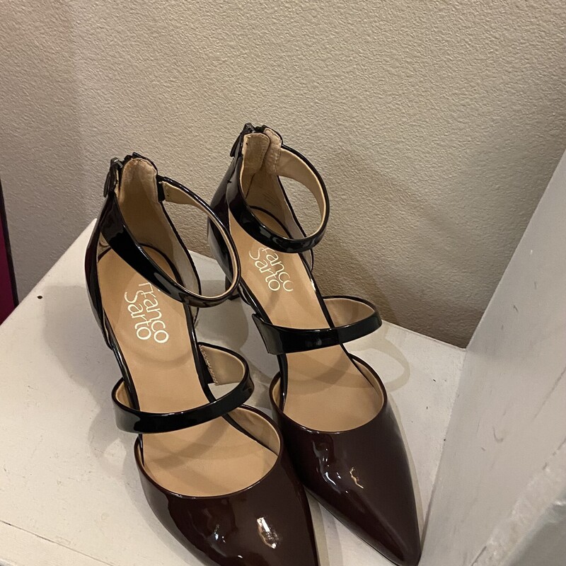 Bk/Mar Pat Lthr Heel<br />
Bk/mar<br />
Size: 7 R$94