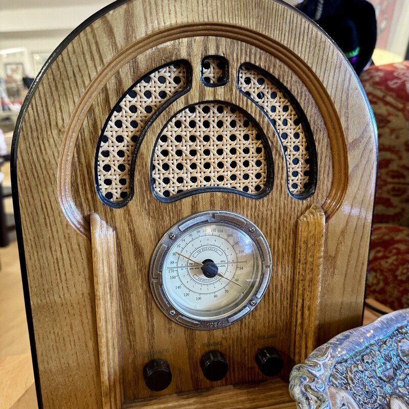 Radio/Cassette Player, Spirit St Louis,
Size: 11x8x13