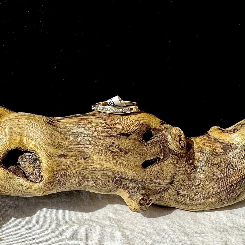 14k band with diamonds